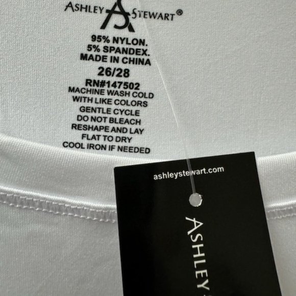 Ashley Stewart Basic White Cami - NWT- 26/28 - Picture 5 of 6